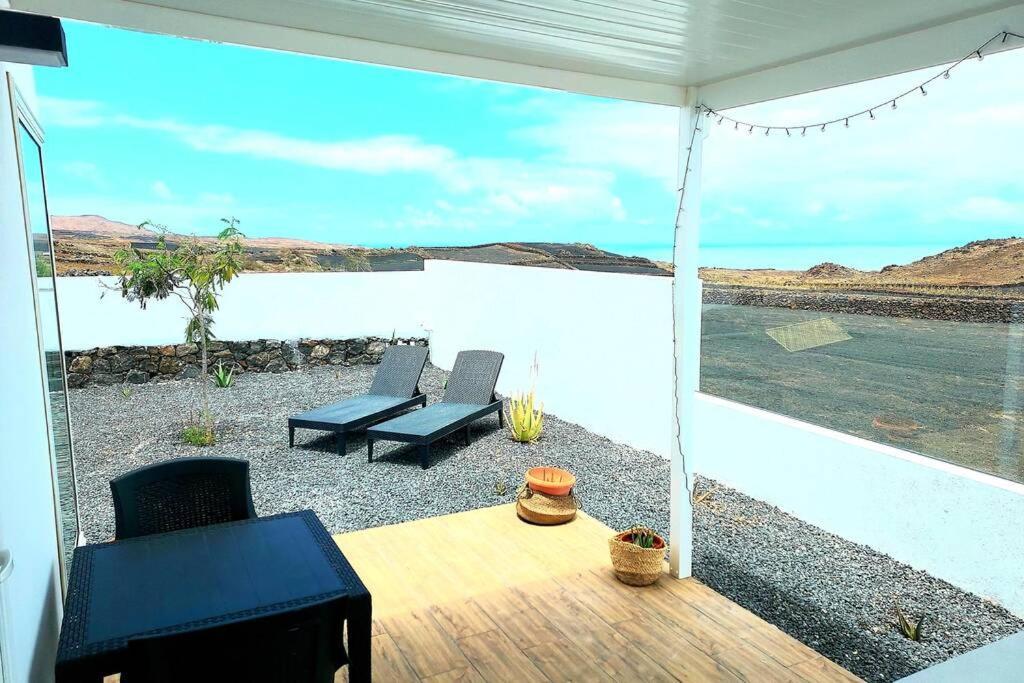 Appartement Lanzarote Ocean Loft B à Tinajo Extérieur photo